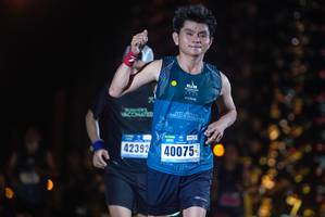 BIB: 42392
                            <button type="button" onclick="openModal(18287191)" class="btn btn-primary btn-sm float-right btn-popup" data-toggle="modal" data-target=".modal-high-quality">
                        <i class="fas fa-shopping-cart"></i> Add to Cart
                    </button>
                                            <button type="button" onclick="isThisMe(18287191, true)" class="btn btn-success btn-sm float-right btn-popup btn-isme hidden" data-toggle="tooltip" data-placement="bottom" title="นี่คือรูปของคุณใช่ไหม คลิกที่นี่เพื่อเอาเข้าอัลบั้ม">
                        <i class="fas fa-plus"></i> Add to album
                    </button>
                    <button type="button" onclick="isThisMe(18287191, false)" class="btn btn-warning btn-sm float-right btn-popup btn-isnotme hidden">
                        <i class="fas fa-ban"></i> Remove from album
                    </button>